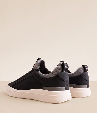 Steve Madden Pali Shoe misc detail 2 view