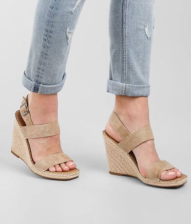 Steve Madden Uri Leather Wedge Sandal MISC_DETAIL_5