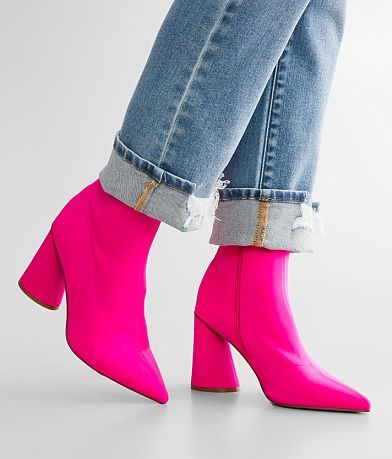 Steve Madden Valyant Pointed Toe Boot MISC_DETAIL_4
