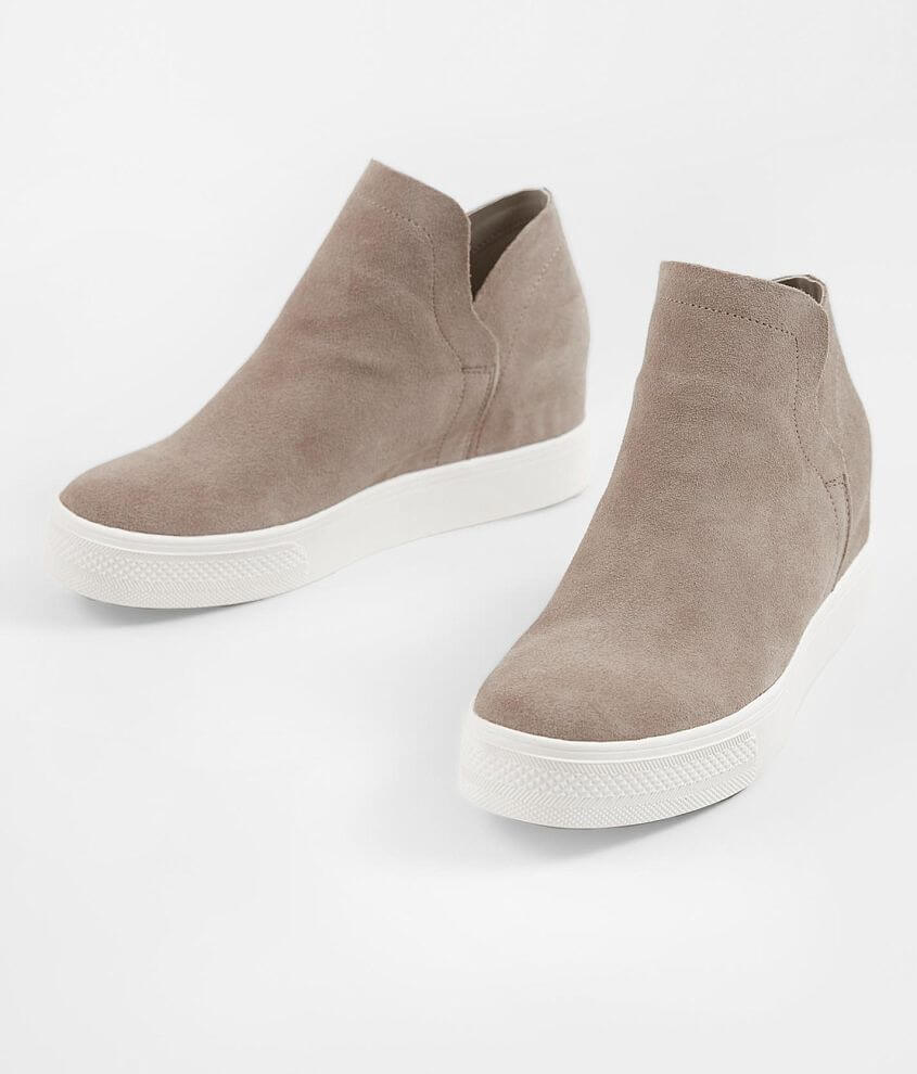 Steve Madden Wrangle Suede Wedge Shoe front view