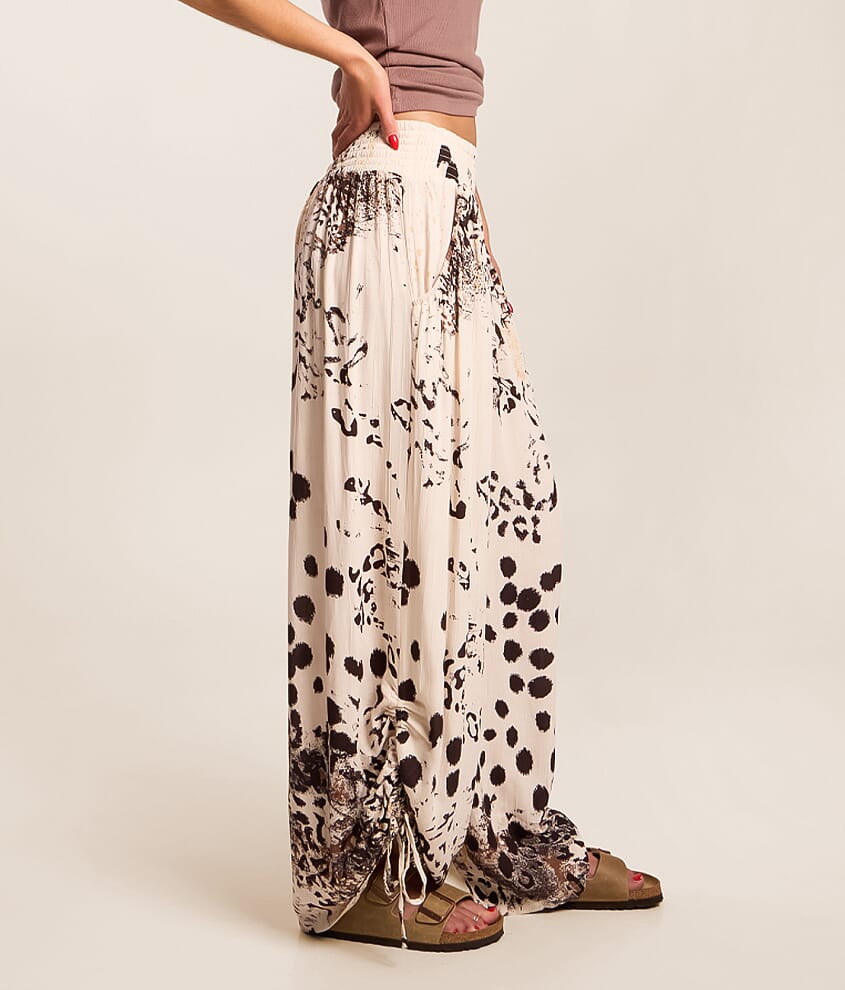 Animal Print Wide Leg Pant - thumbnail 3