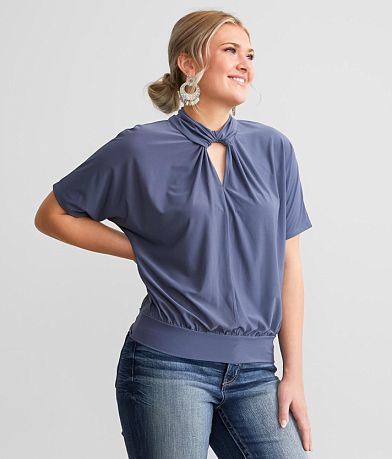 Buckle Black Twisted Front Top front view