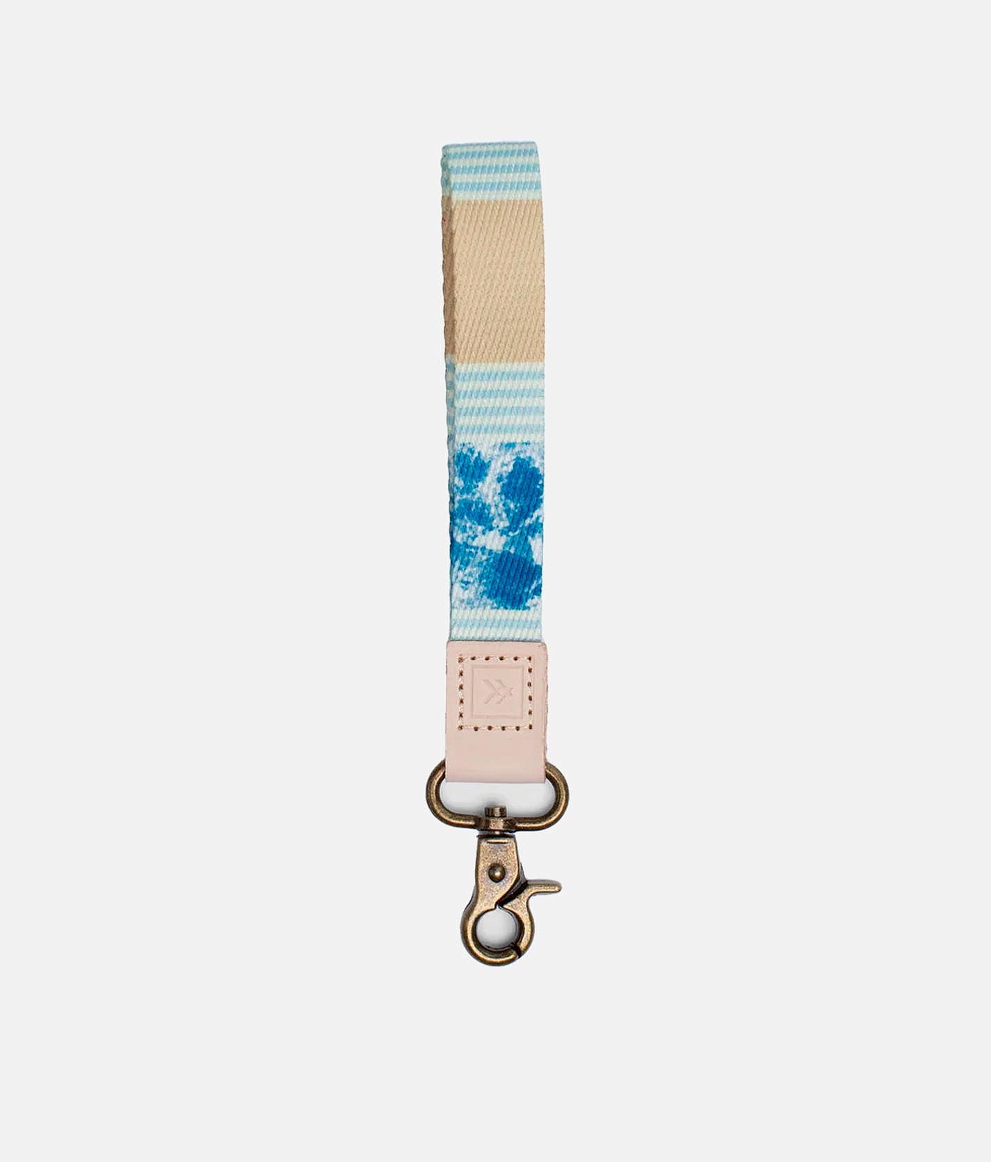 Thread Wallets Reese Wrist Lanyard – The Backpacker