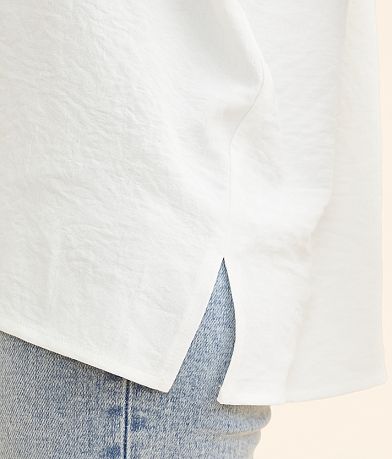 Daytrip Collared Henley misc detail 2 view