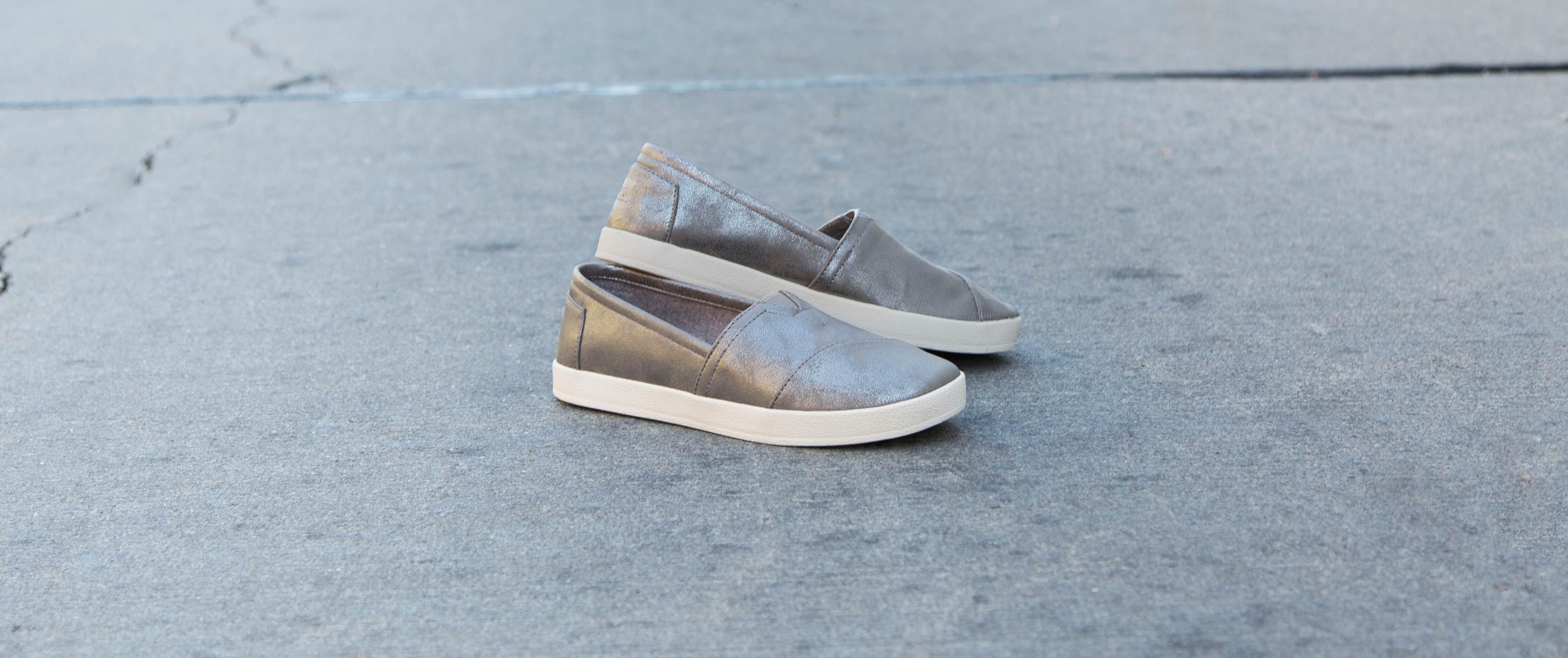 toms avalon sneakers