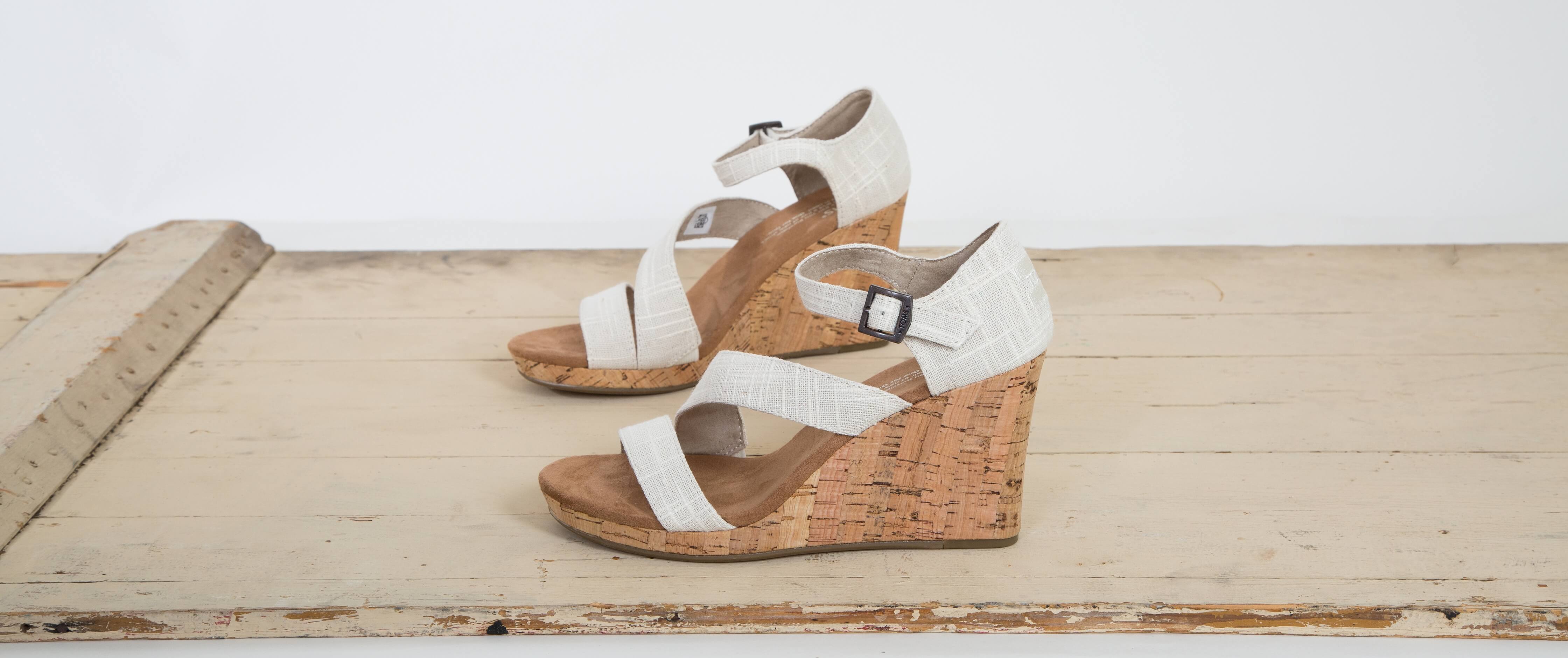 toms clarissa wedge