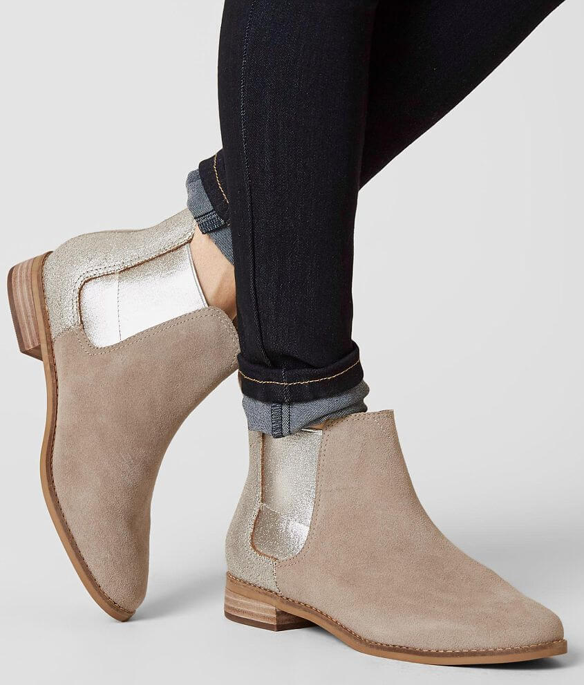 TOMS Ella Leather Ankle Boot front view
