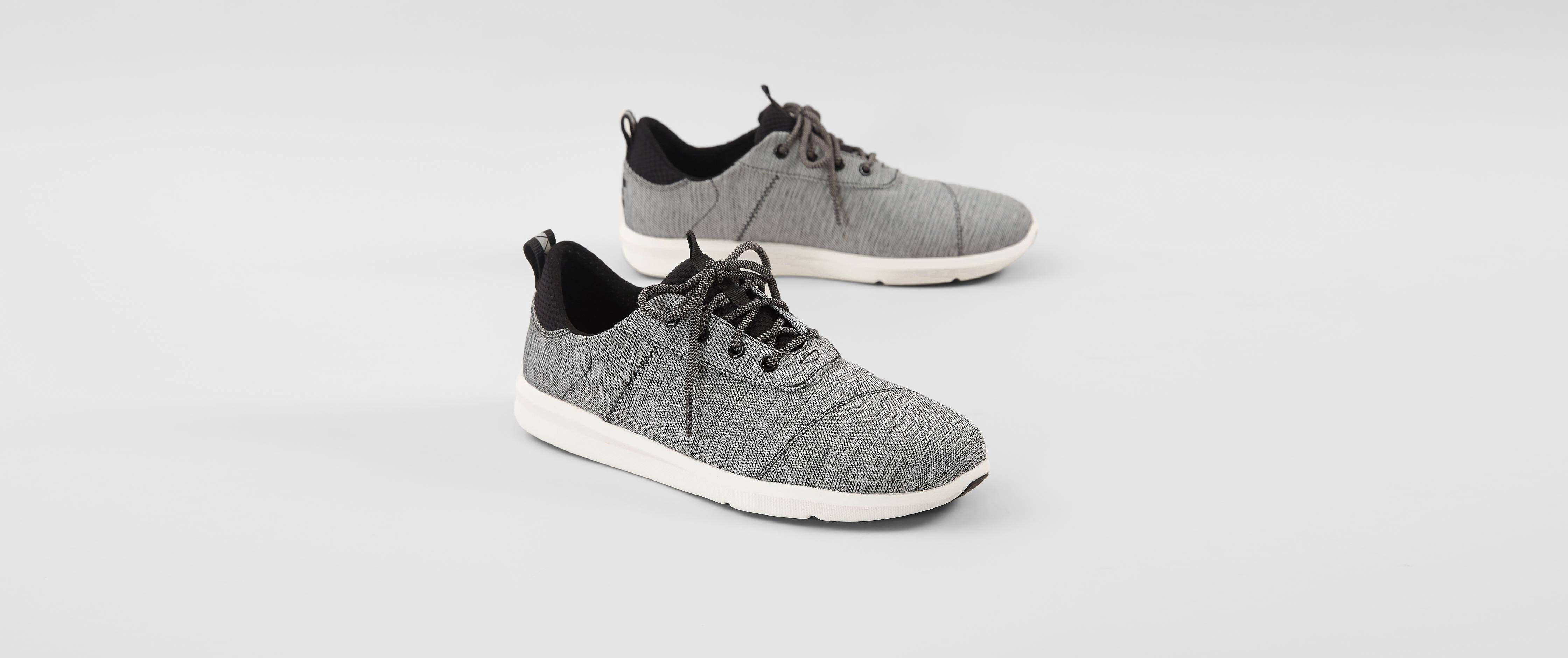 toms cabrillo canvas lace up sneaker