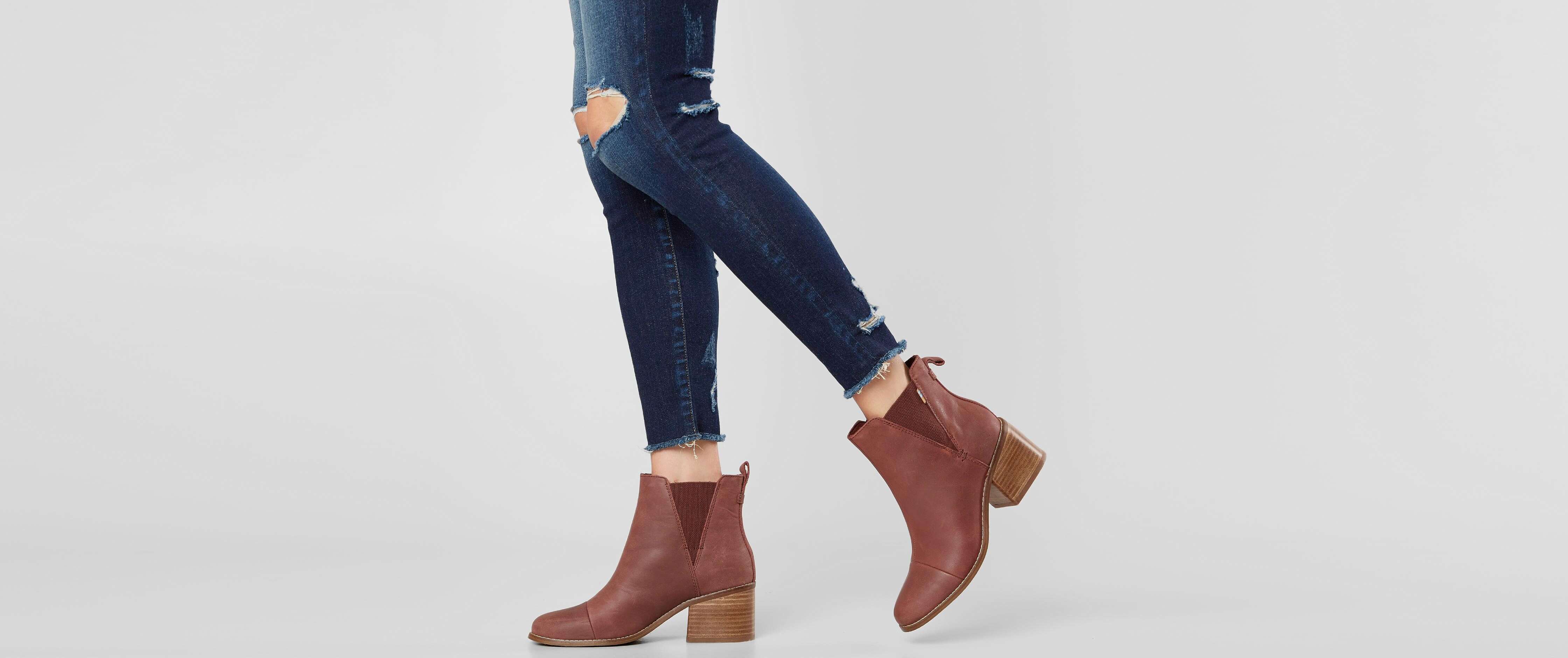 clarks verona trish bootie