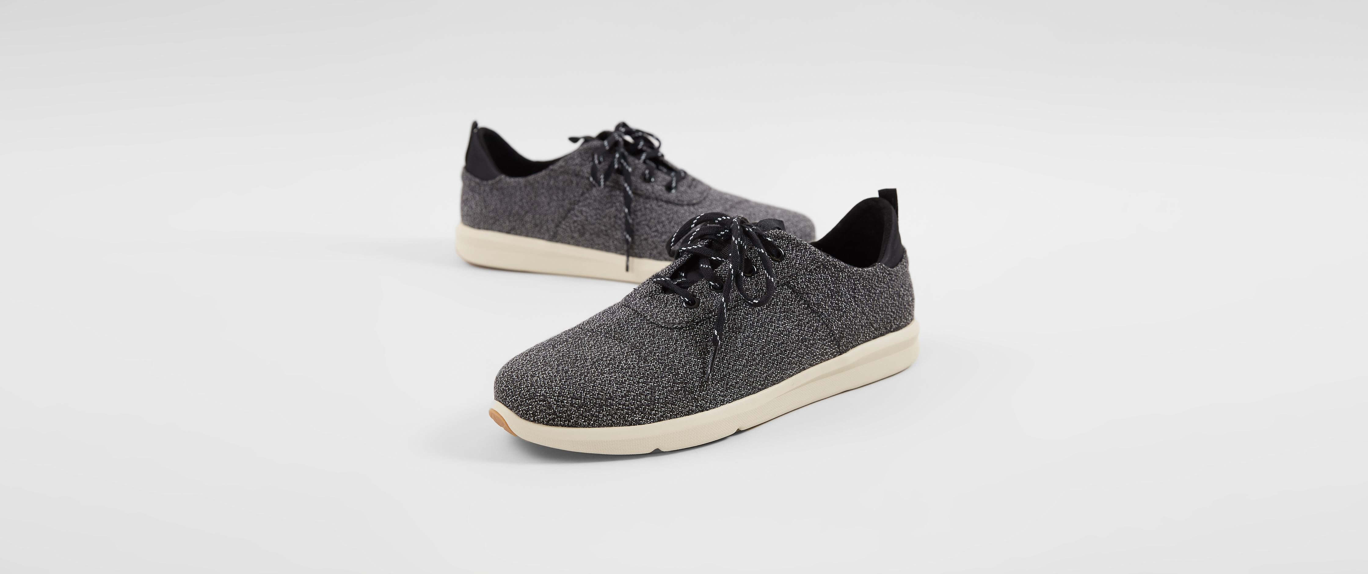 cabrillo canvas lace up sneaker