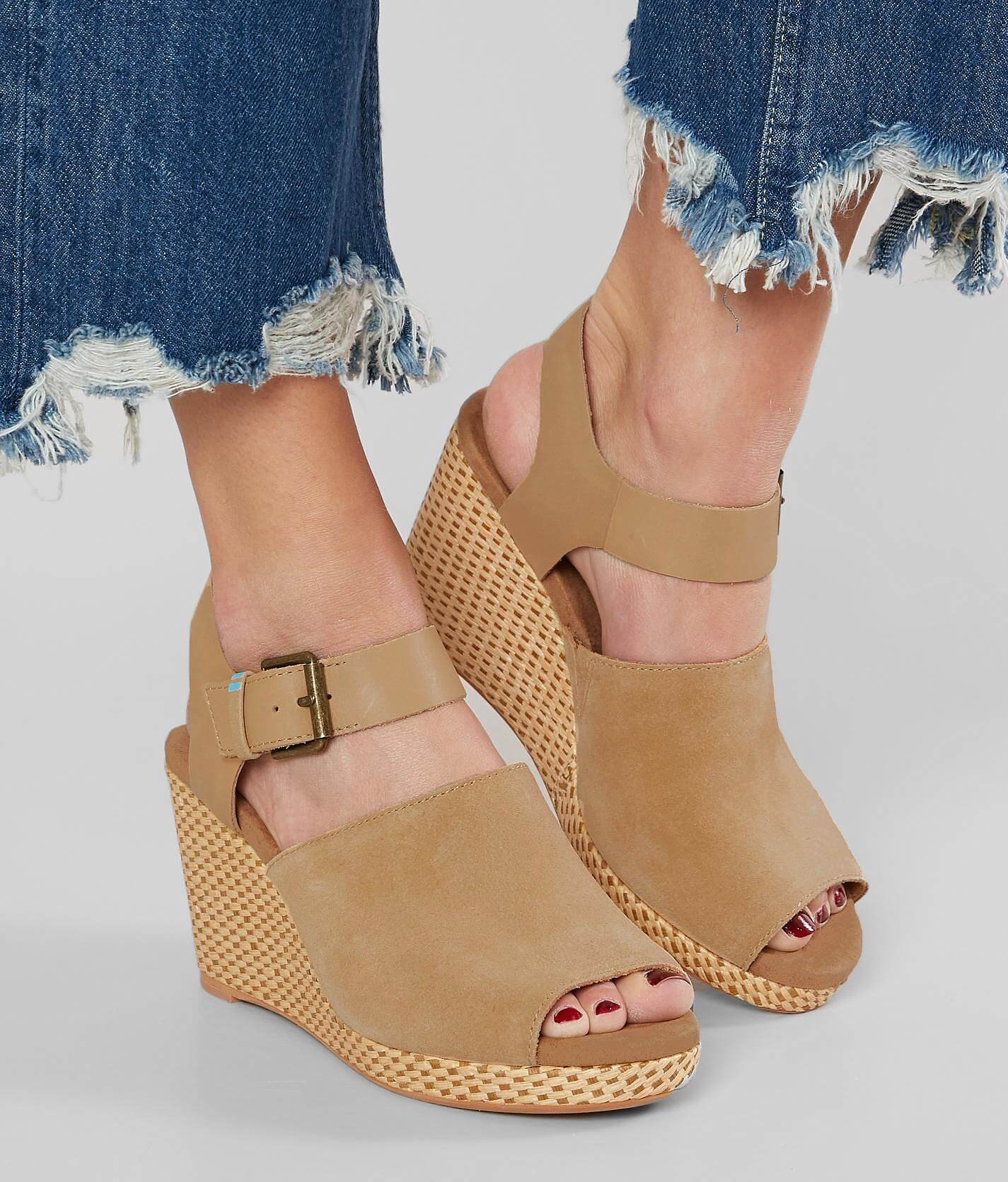 TOMS Tropez Leather Wedge Heeled Sandal 