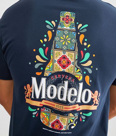 tee luv Modelo&#174; Cerveza T-Shirt back view