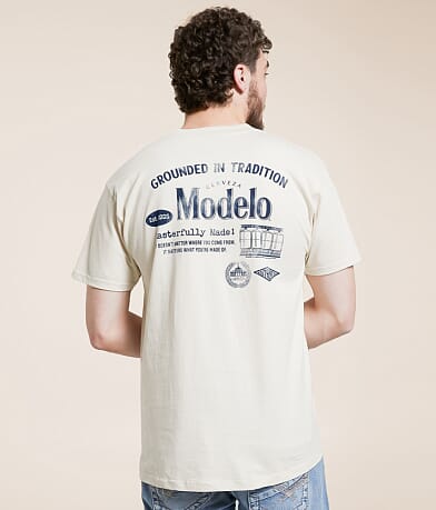 tee luv Modelo® Tradition T-Shirt front view