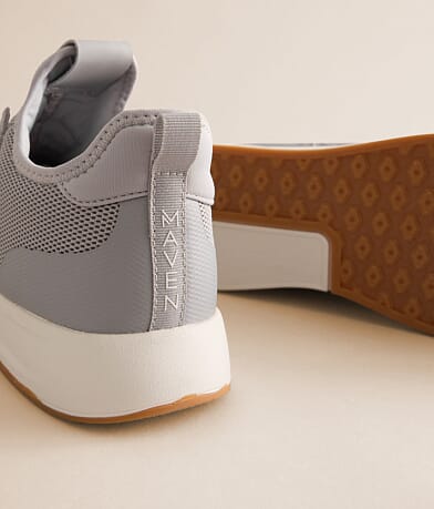 Essential Sneaker thumbnail 6