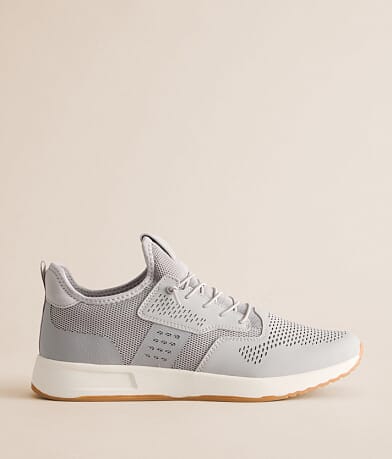 Essential Sneaker