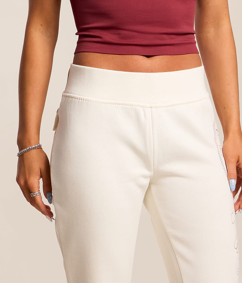 Big T Bootcut Sweatpant