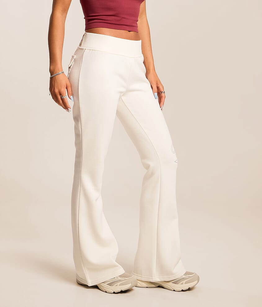 Big T Bootcut Sweatpant