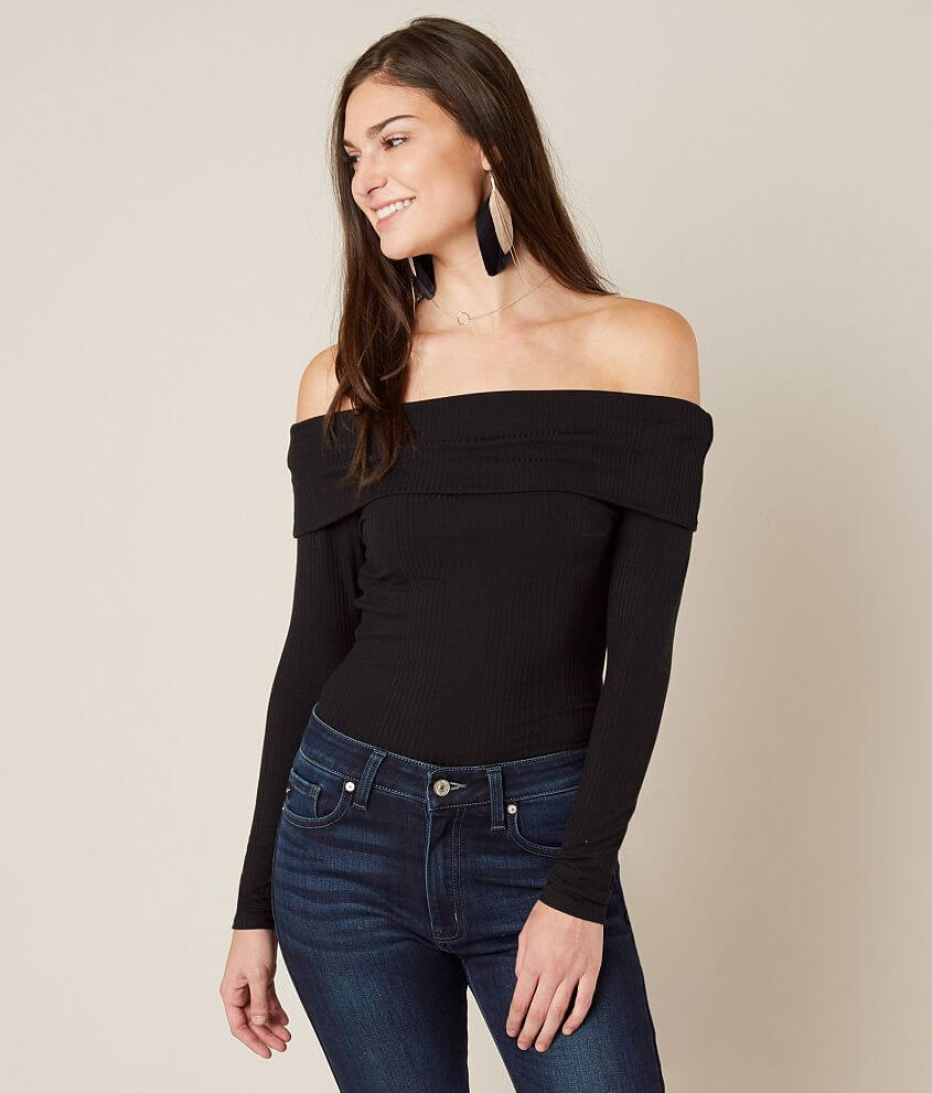 red by BKE Off The Shoulder Top - Women's Shirts/Blouses in Black | Buckle