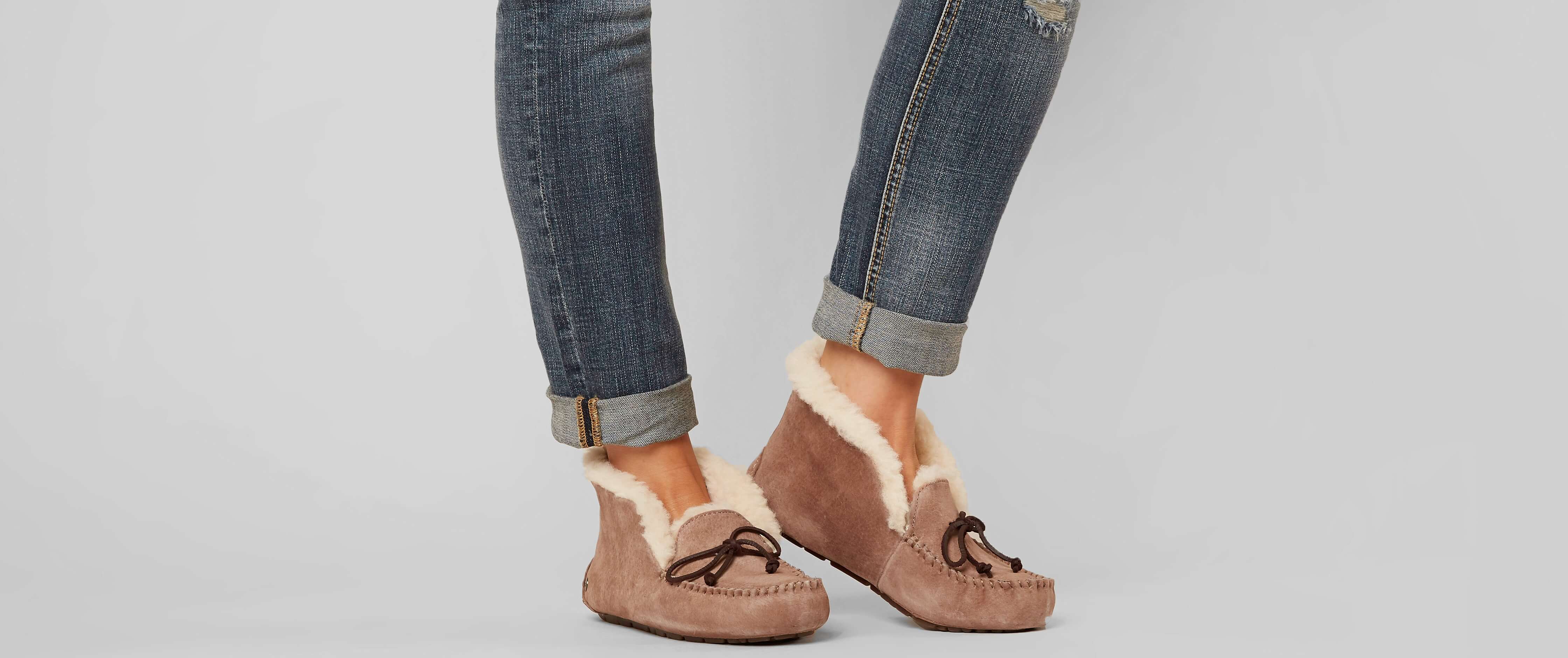 uggs fawn