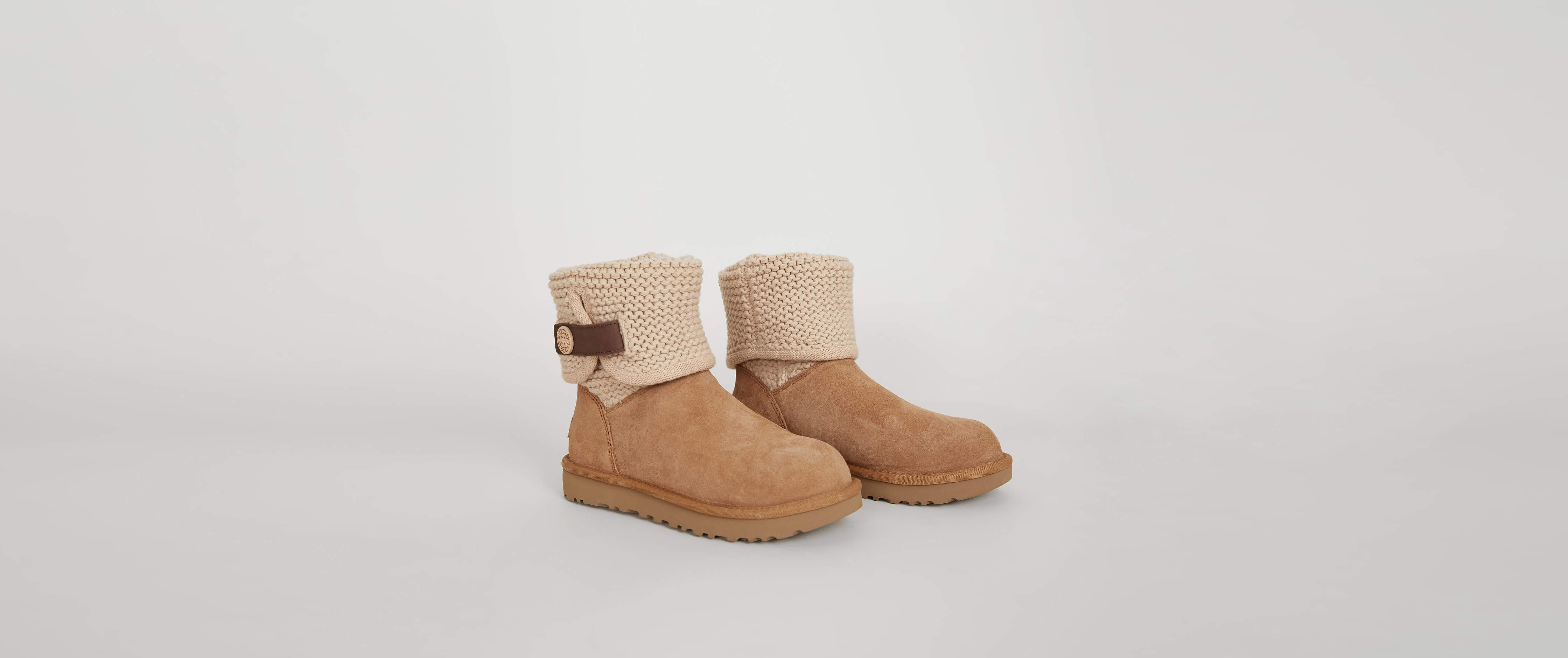 ugg buckle strap chestnut boots