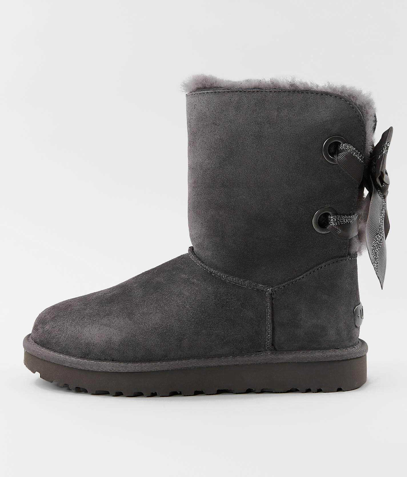 uggs with bow on front