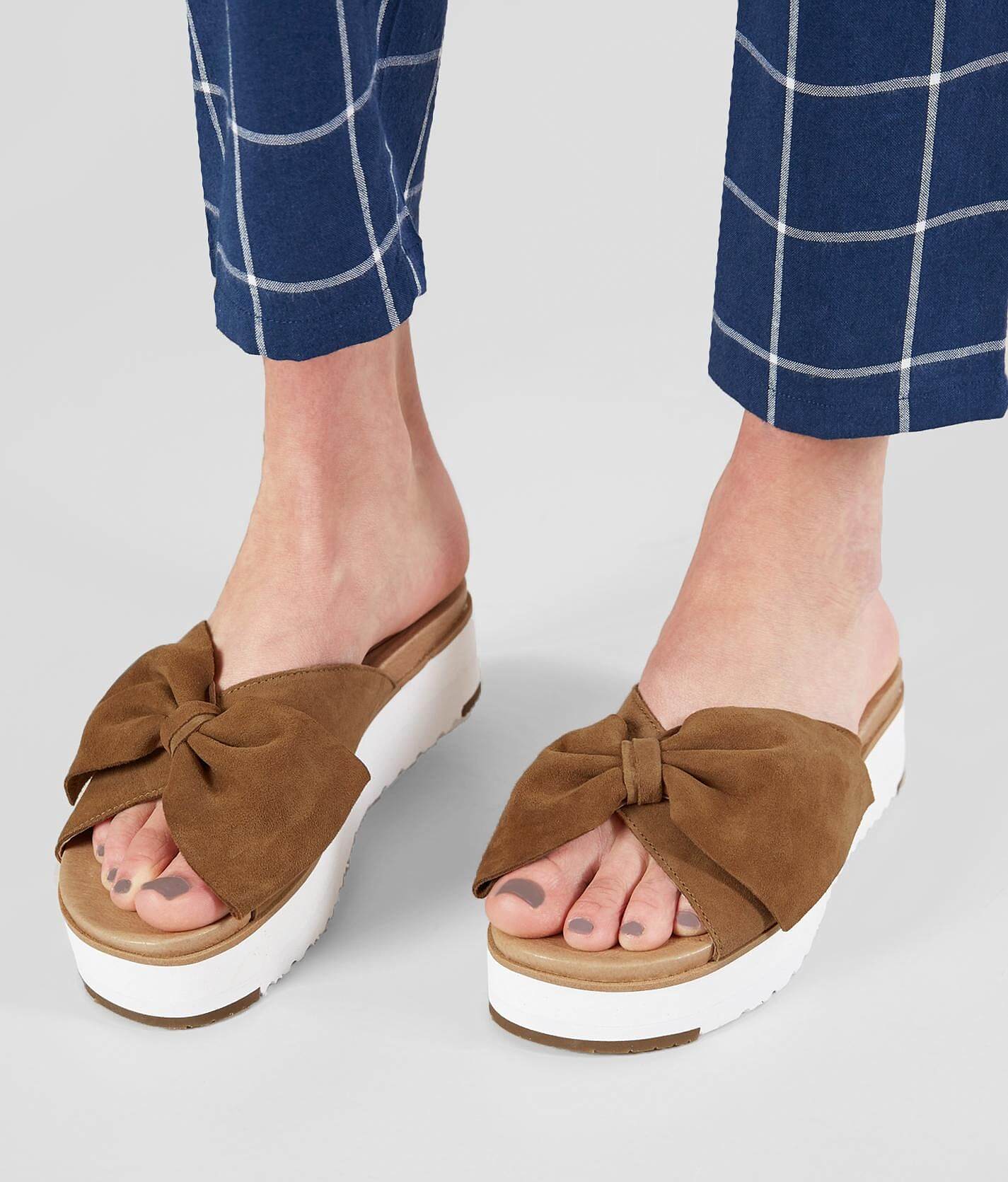 ugg sandals leather