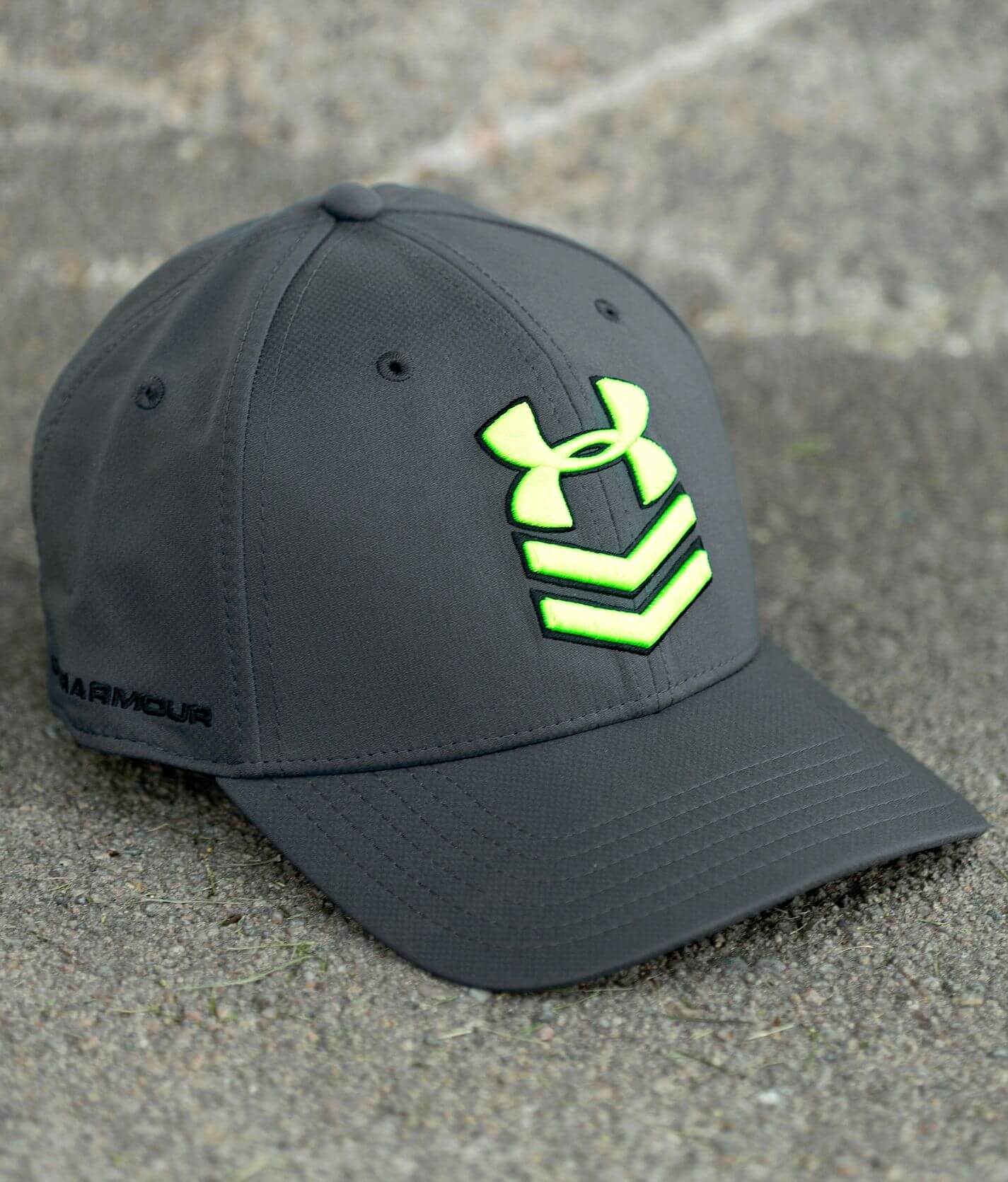 under armour undeniable cap