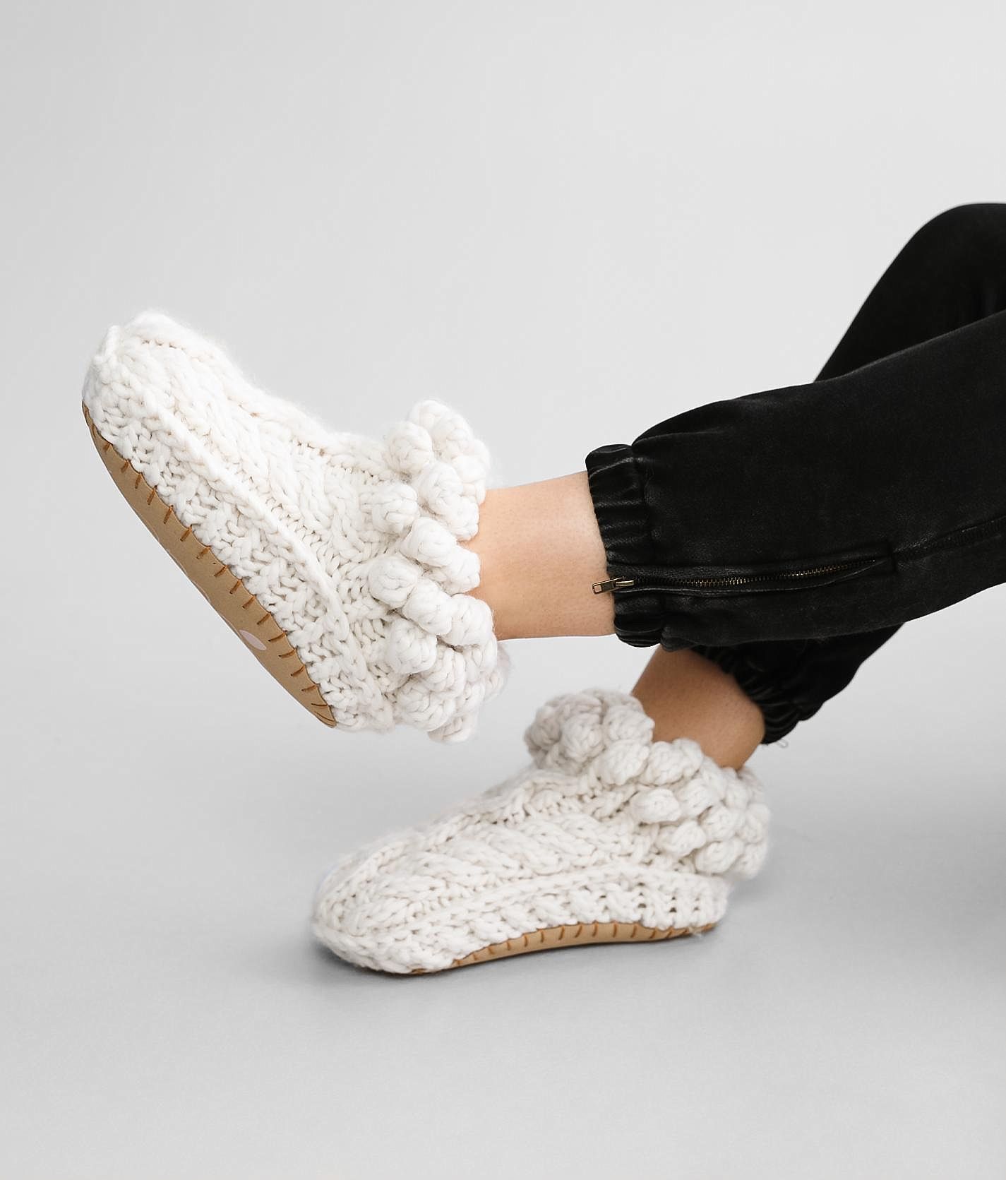 Lemon on sale knit slippers