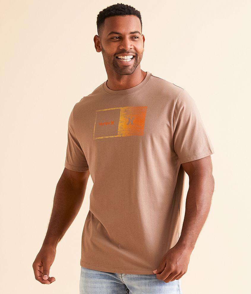 Hurley Everyday Halfer Gradient T-Shirt front view