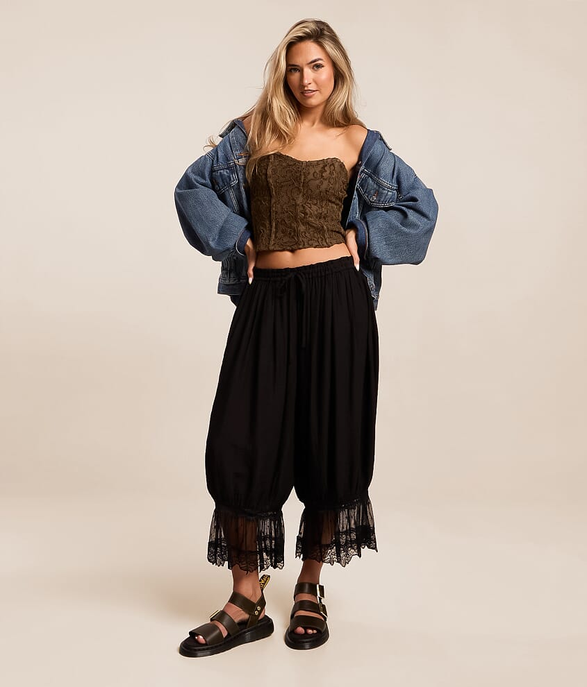 Cropped Lace Balloon Pant