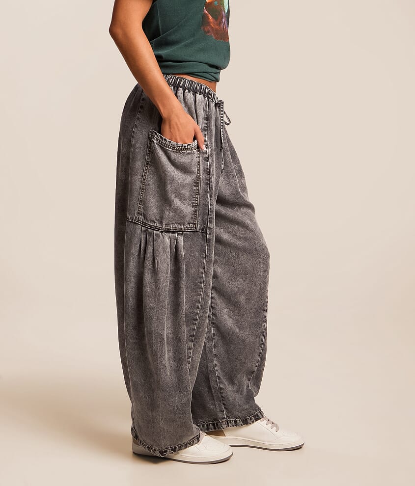 Cropped Wide Leg Pant