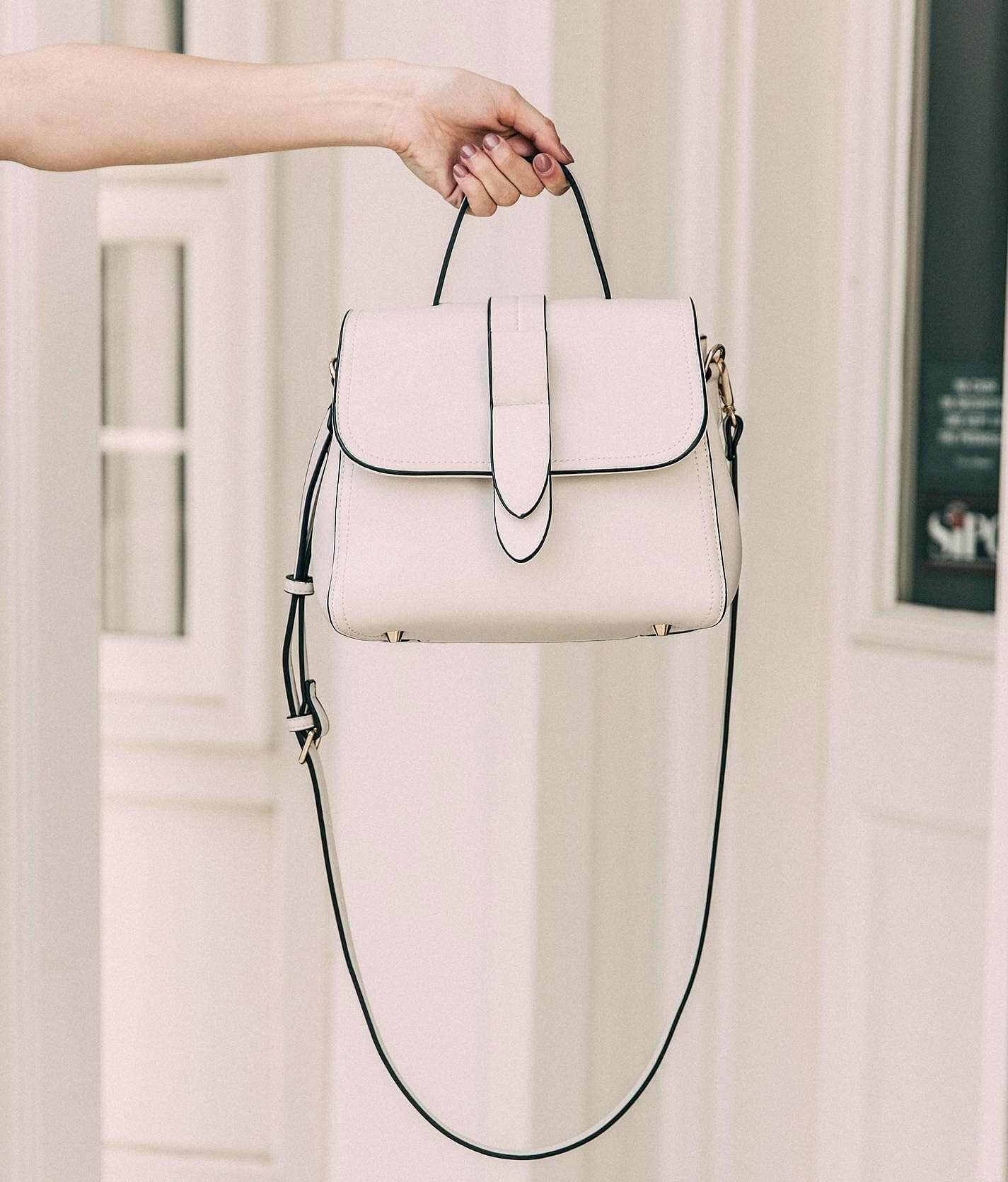 structured crossbody bag