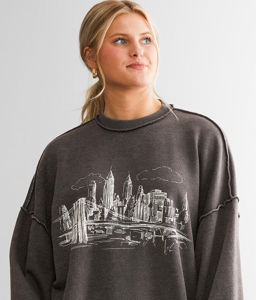 City Skyline Pullover