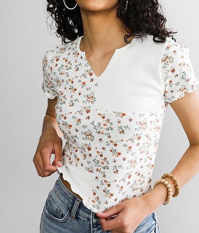 FITZ + EDDI Floral Lettuce Trim Top misc detail 1 view