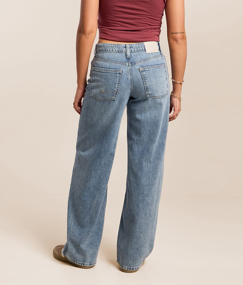 Nia Boyfriend Jean