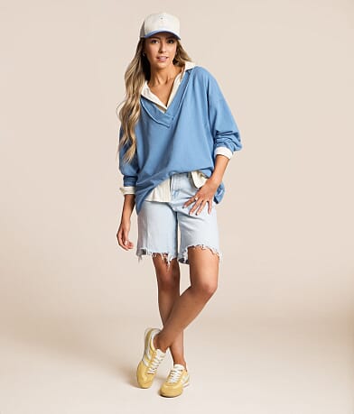 Staycation Pullover
