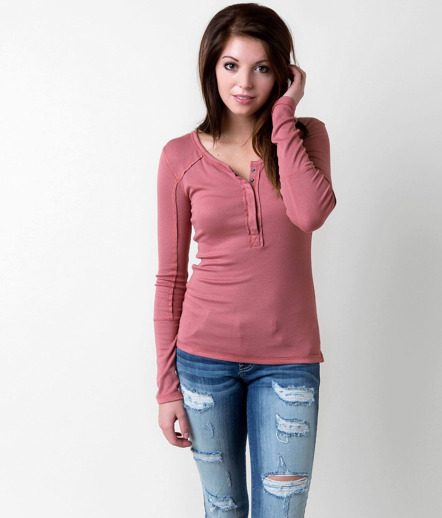 フリーピープル Free People ホリー Henley レディース シャツ トップス Aged Red Combo Free People Women's Holly Henley, Aged Red Combo at Amazon