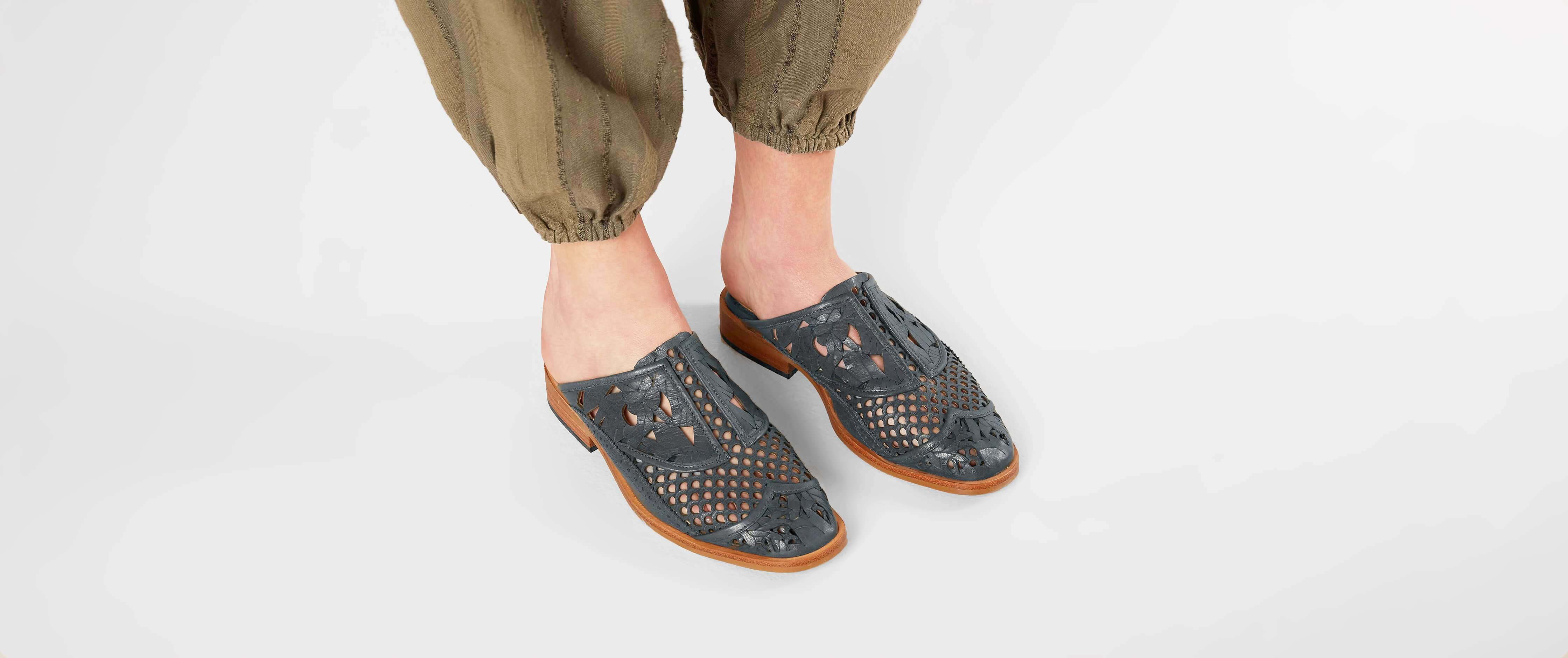 platform foam flip flops