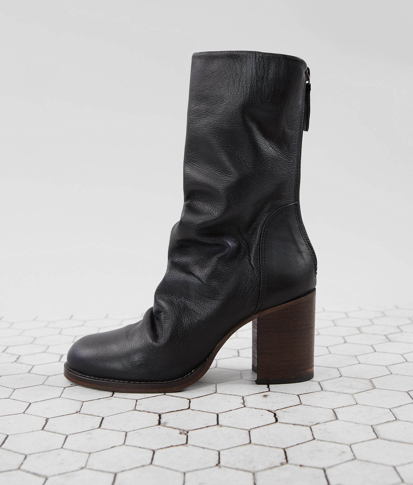 elle block heel boot