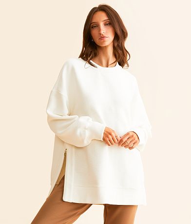 Varley Mae Boyfriend Oversized Sweat Pullover front view