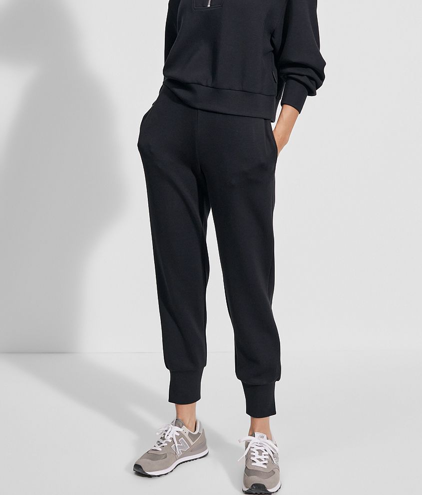 Varley The Slim Cuff Jogger - Women's Pants in Black