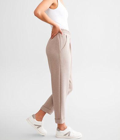 Varley The Rolled Cuff Pant full right side view