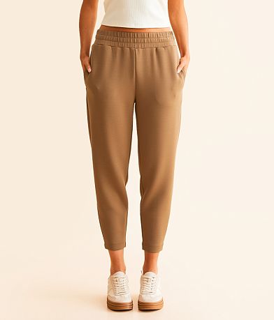 Varley The Slim Pant front view