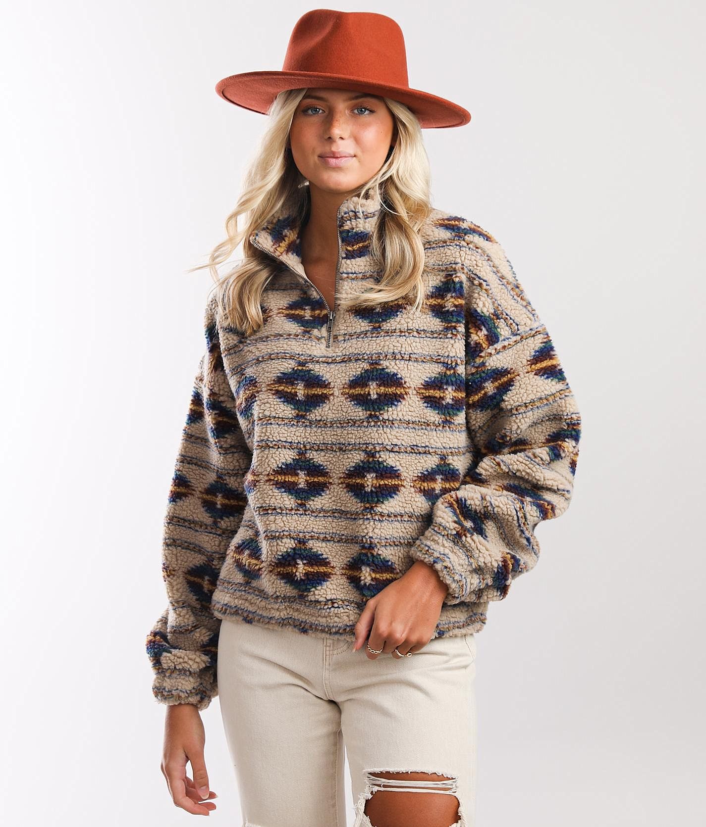 Look for Less: Thread & Supply Wubby Fleece Pullover - The Budget Babe