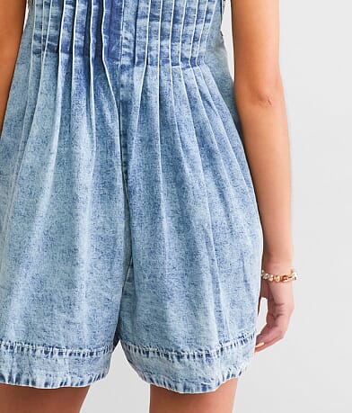 Veveret Front Tie Denim Romper BACK_POCKET