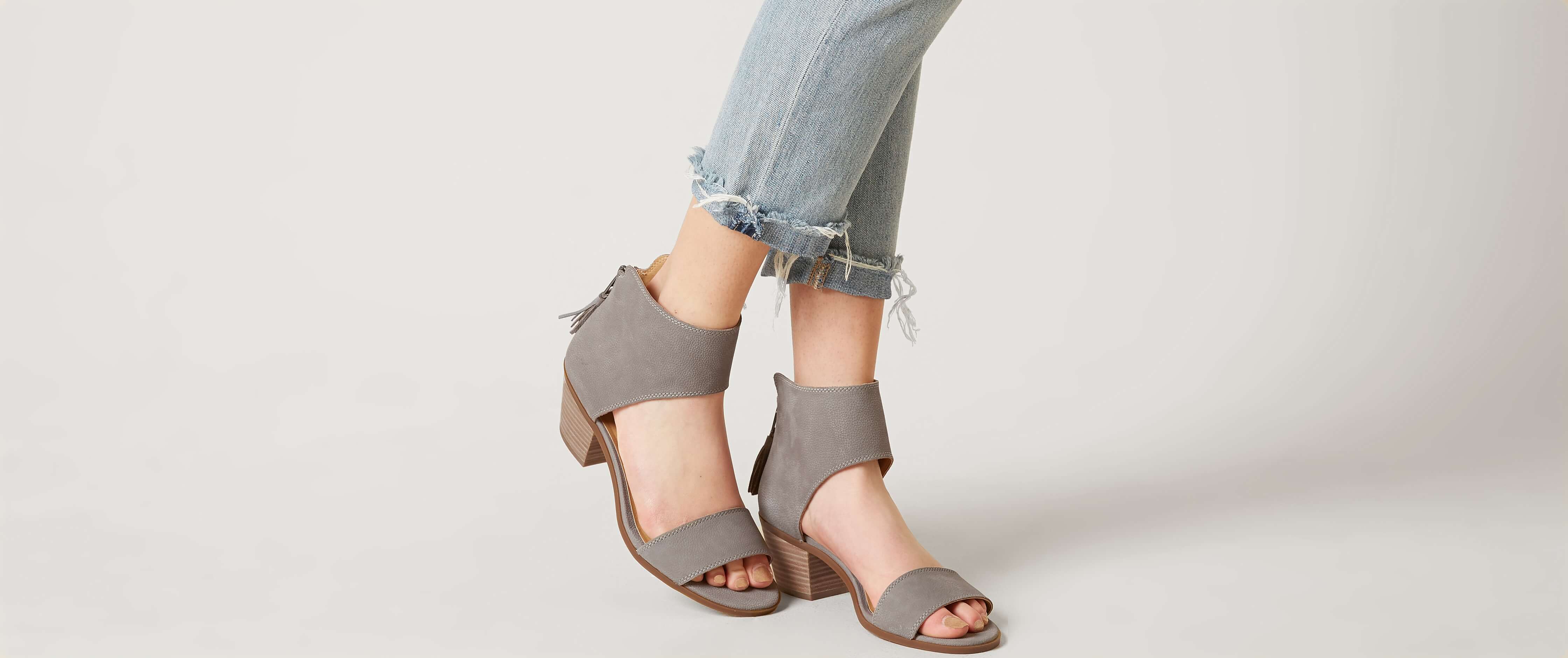 lucky brand heeled sandals