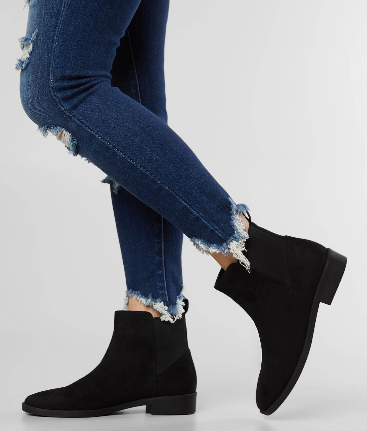 flat chelsea ankle boots