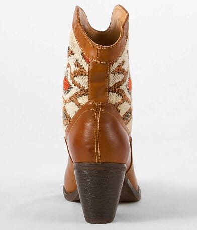 Wanted Tejas Ankle Boot misc detail 2 view