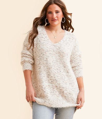 Daytrip Eyelash Nubby Tunic Sweater front view