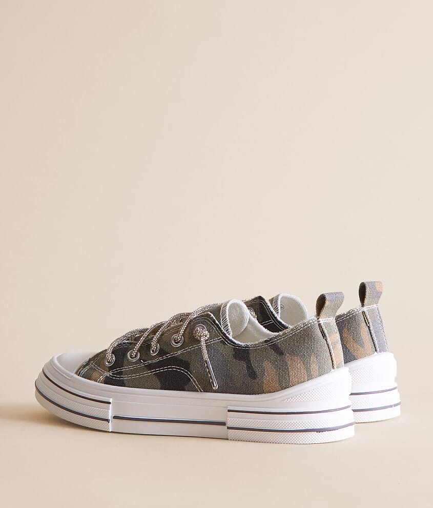 Aman Camo Sneaker